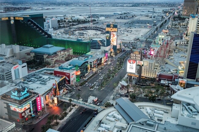 Building Photo - 3750 S Las Vegas Blvd