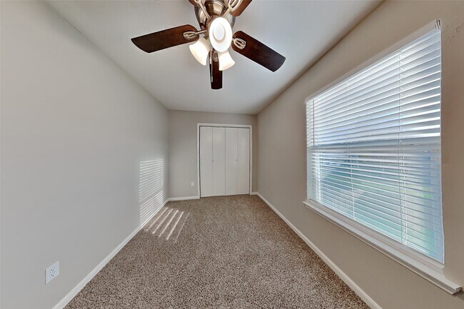 Building Photo - 19103 Remington Manor Dr