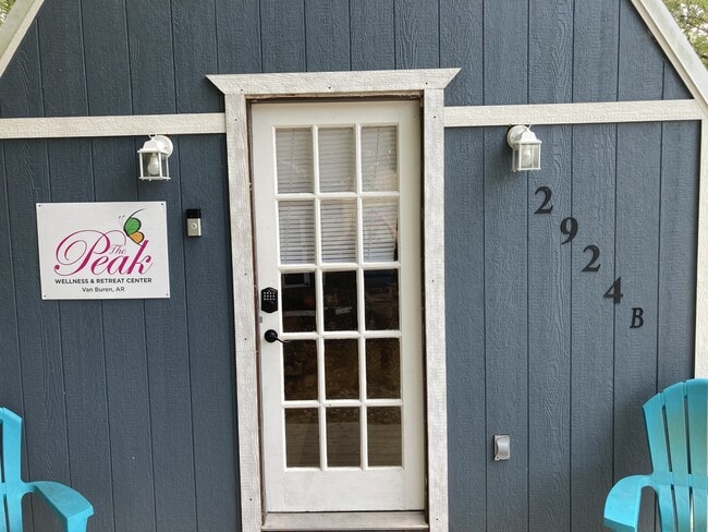 Primary Photo - 2924 Richmond Way