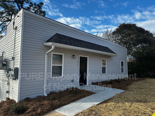 Primary Photo - 215 Cotton Grove Rd