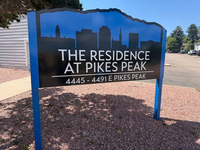 Building Photo - 4471 E Pikes Peak Ave