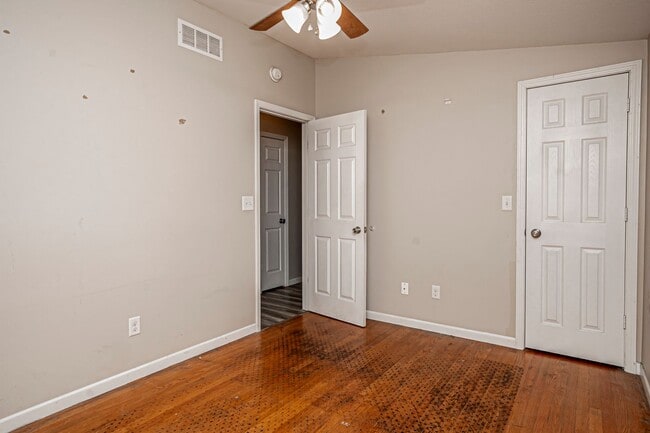 Building Photo - Please View 3D Virtual Walk-Through Before...