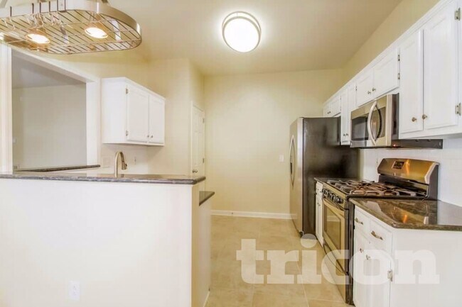 Building Photo - 1831 O'Reilly Cir