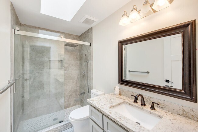 Building Photo - 21439 129th Pl SE