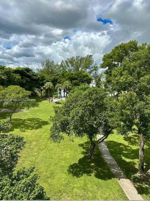 Building Photo - 10000 NW 80th Ct