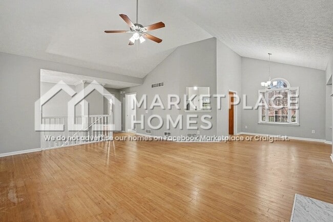 Building Photo - 289 Highlander Way