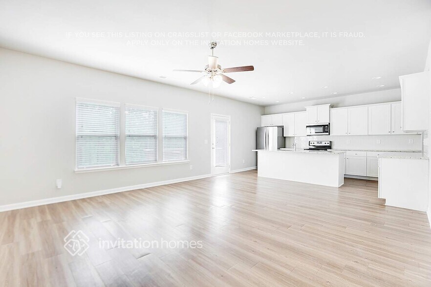 Building Photo - 173 Parkview Pl Dr