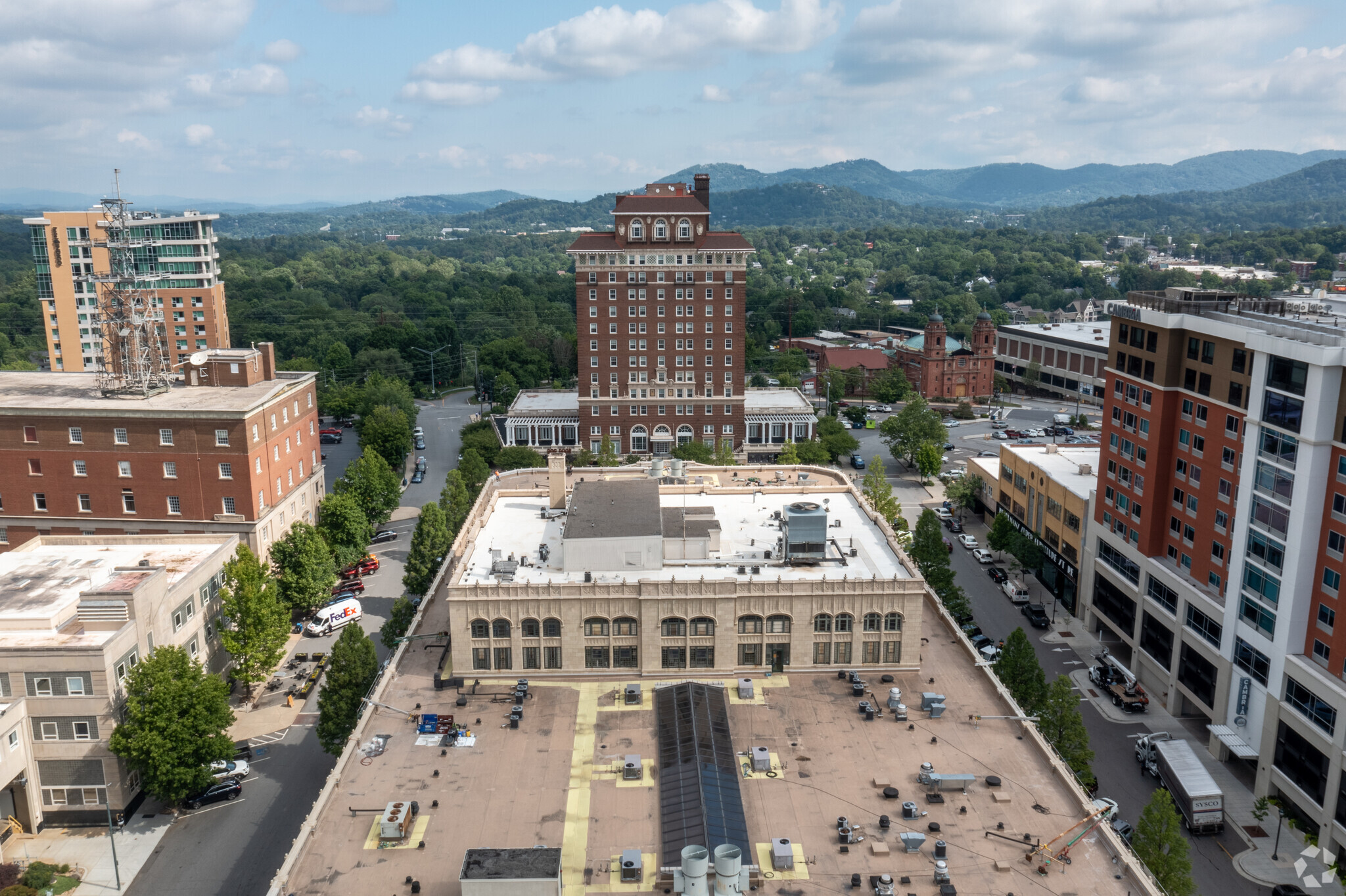 Building Photo - Residences at Grove Arcade