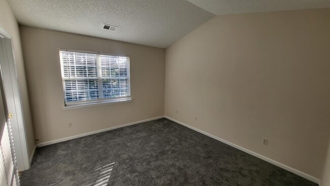 Building Photo - 12811 Mosby Ln