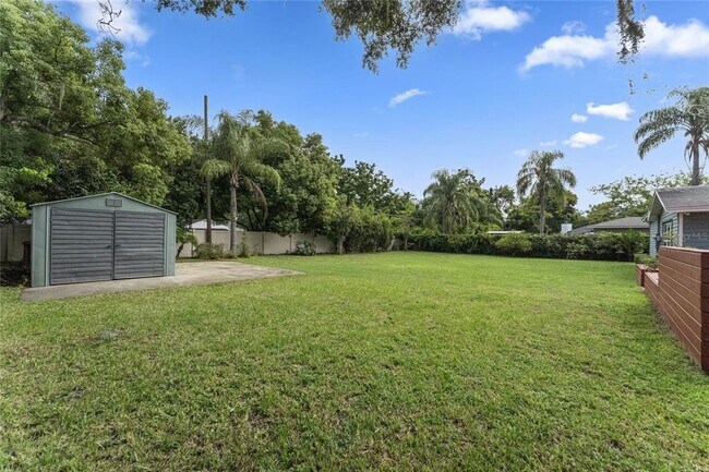 Building Photo - 2351 Westminster Ct