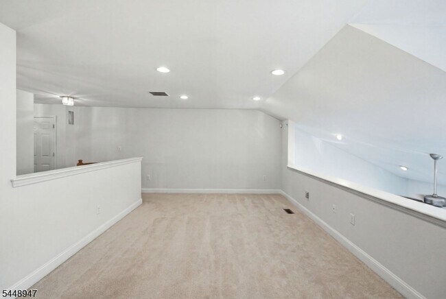Building Photo - 408 Donato Cir