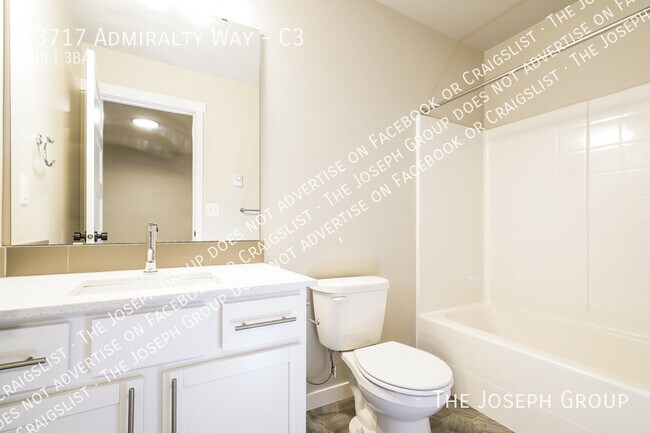 Building Photo - 13717 Admiralty Way