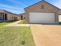 Building Photo - 1211 Clydesdale Dr