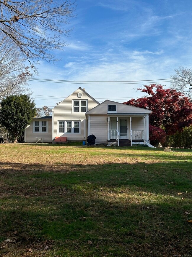 Building Photo - 708 Racebrook Rd