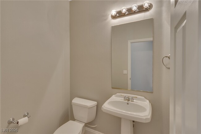 Building Photo - 63 Cascade Lake St