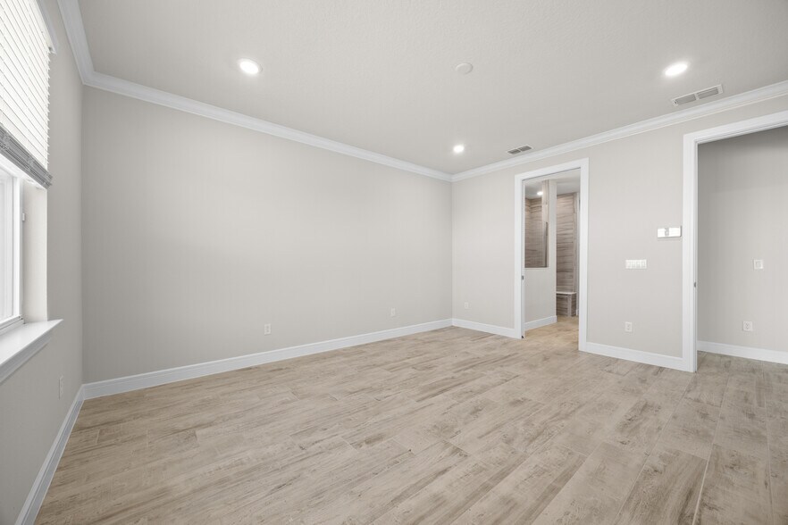 Building Photo - 10364 Shive Island Ct