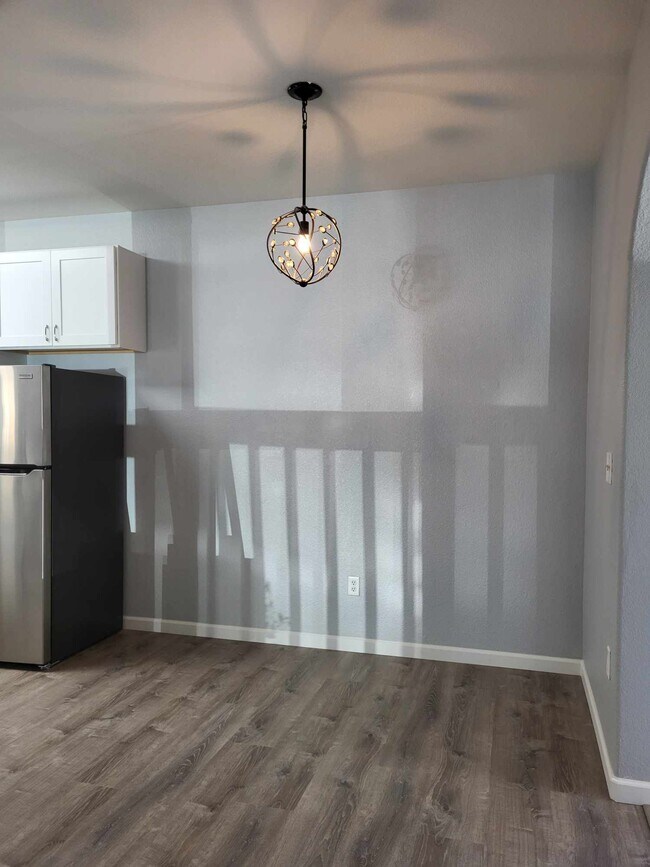 Building Photo - 4725 Hahns Peak Dr