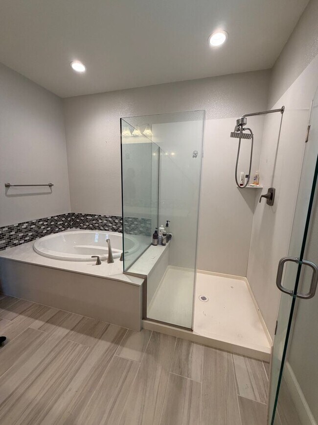 Building Photo - Beautiful 4-Bedroom Home for Lease in San Ramon’s Desirable 94582