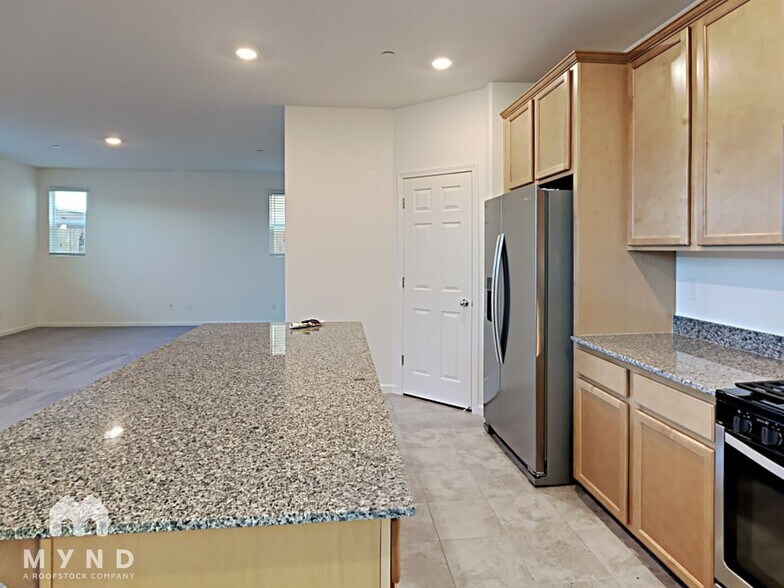 Building Photo - 3292 Auburn Leaf Loop