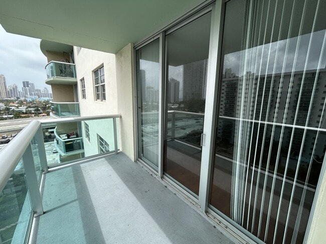 Building Photo - 19390 Collins Ave