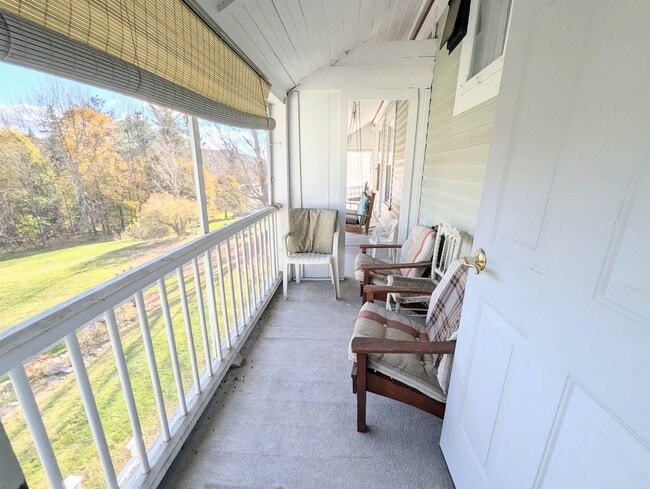 Building Photo - 1573 US-5