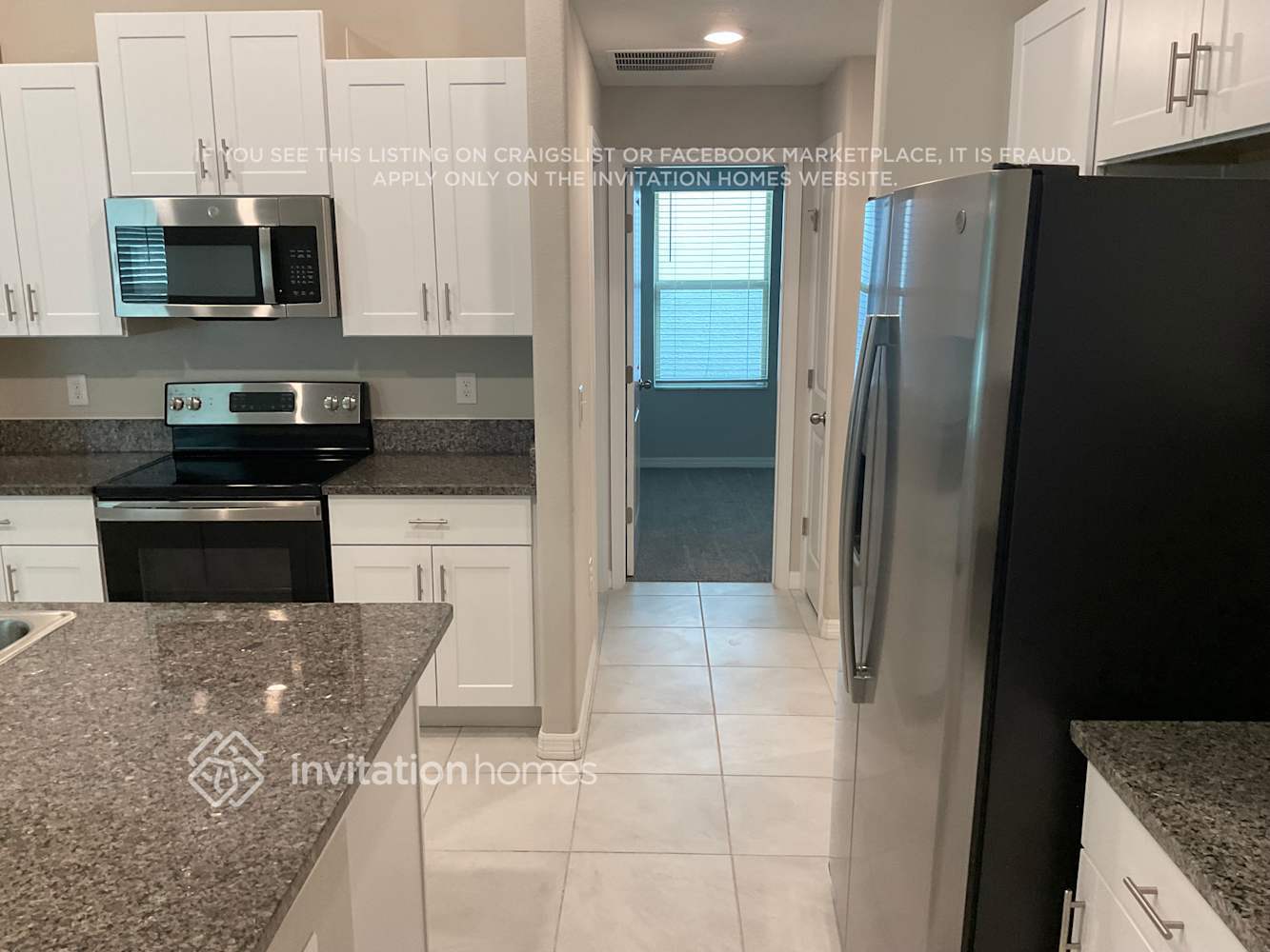 Building Photo - 2238 Jungle Dr