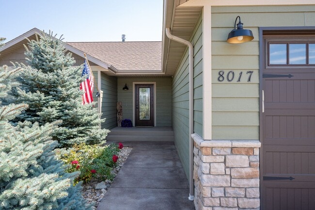 Building Photo - 8017 Brooks Lp