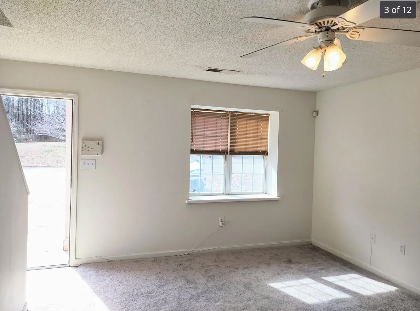 Building Photo - 142 Picasso Dr
