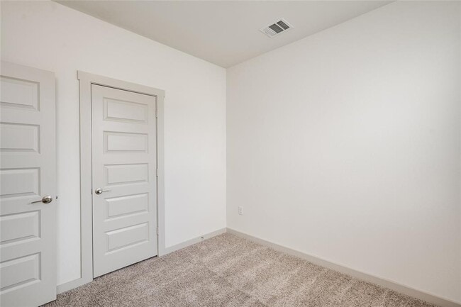 Building Photo - 8004 Linnie Ln