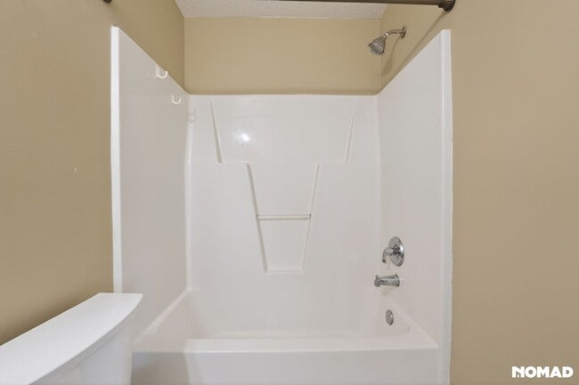 Building Photo - 6319 Sweetbay Dr