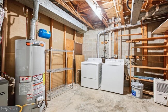 Building Photo - 8258 Cedar Landing Ct