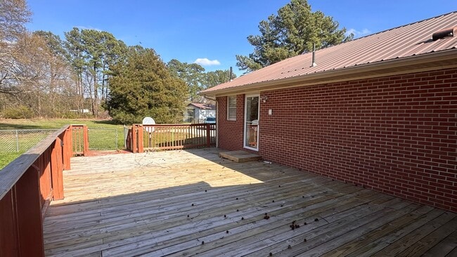 Building Photo - 468 Sandy Foundation Rd