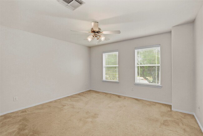 Building Photo - 1403 Lochstone Dr