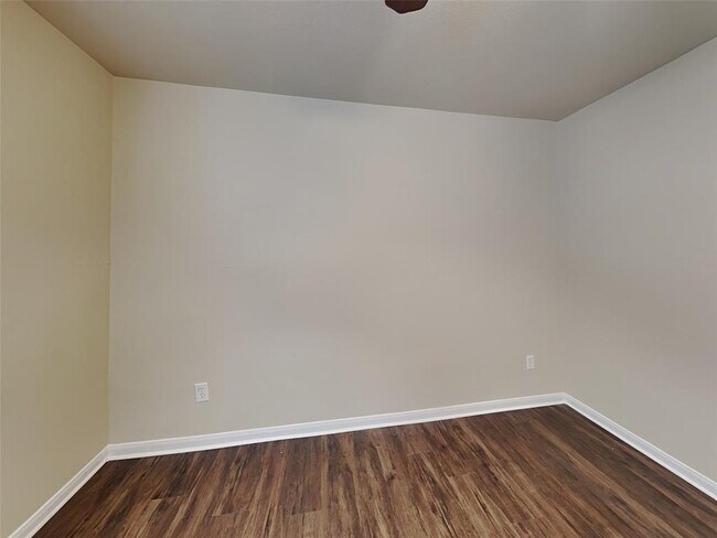 Building Photo - 3743 Jewel Point Dr