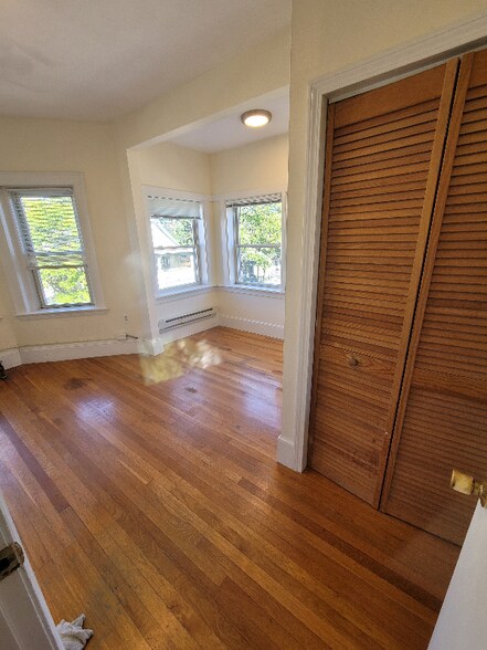 Building Photo - 36 Boulevard Terrace