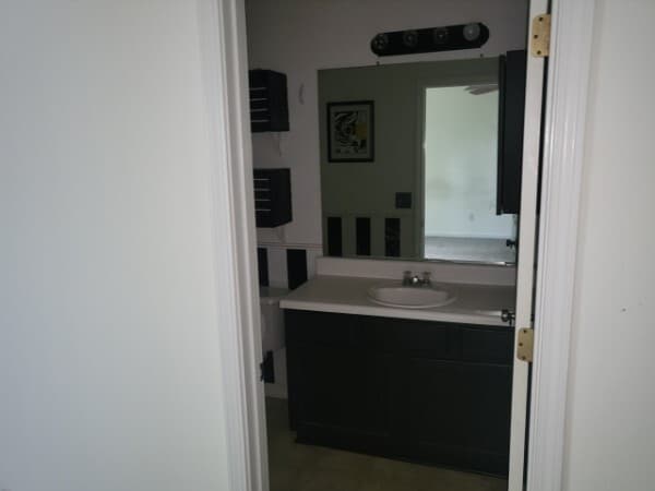 Building Photo - 5647 Strathmoor Manor Cir