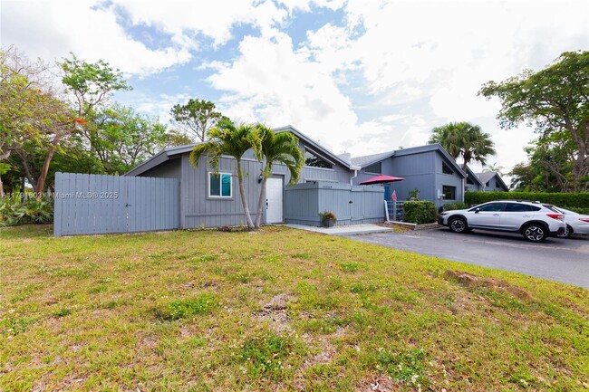 Building Photo - 11359 SW 112th Cir Ln N