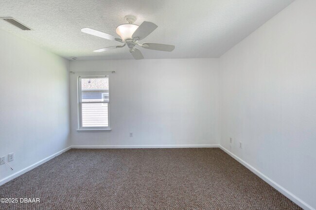 Building Photo - 637 Mount Olympus Blvd