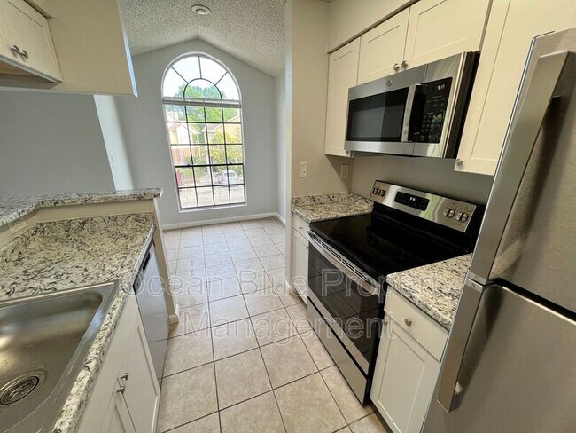 Building Photo - 8638 Fancy Finch Dr