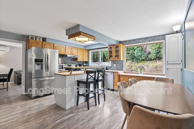 Building Photo - 7788 SE Thompson Rd