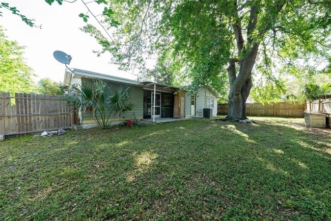 Building Photo - 14644 SW 35th Terrace Rd