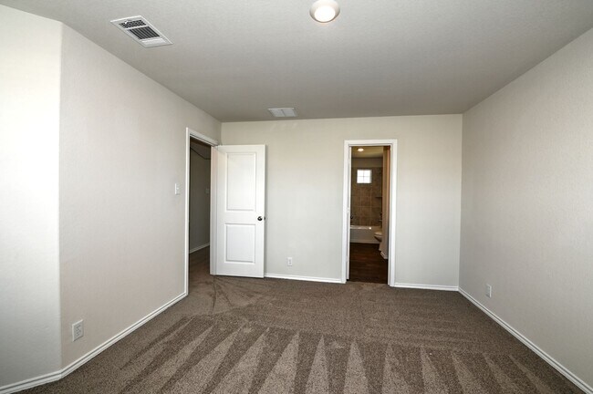 Building Photo - 13507 Hummel Lp