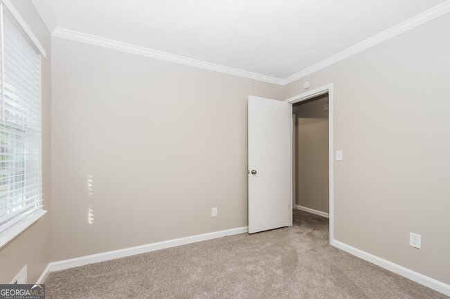 Building Photo - 120 Middling Ln