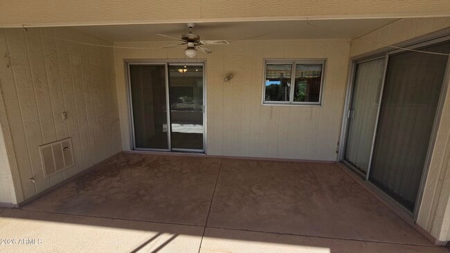 Building Photo - 9839 W Cedar Dr