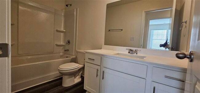 Building Photo - 323 Winton Wy