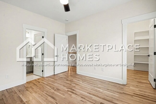 Building Photo - 976 Dozier Pl