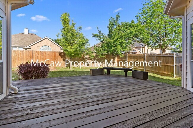 Building Photo - 7012 Deer Ridge Dr