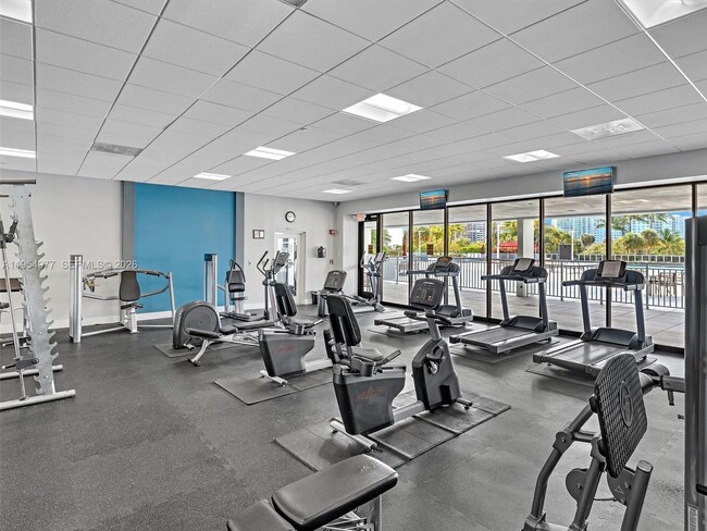 Building Photo - 3675 N Country Club Dr