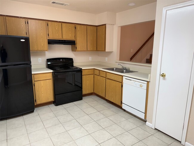 Building Photo - 6706 Tamar Dr