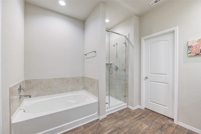 Building Photo - 4215 Fornari Ln